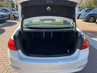 2018 BMW 3 Series 320i xDrive - Photo 33