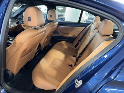 2023 BMW 5 Series — photo 15 view