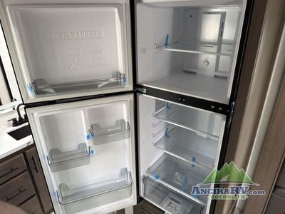 2026 Keystone RV Cougar Half-Ton - Photo 12