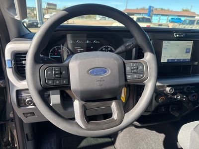 2026 Ford F-350SD - Photo 10