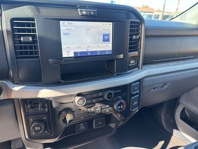 2026 Ford F-350SD - Photo 14