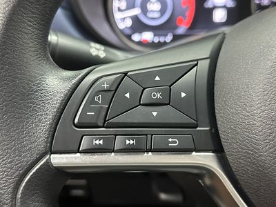 2023 Nissan Versa - Photo 17