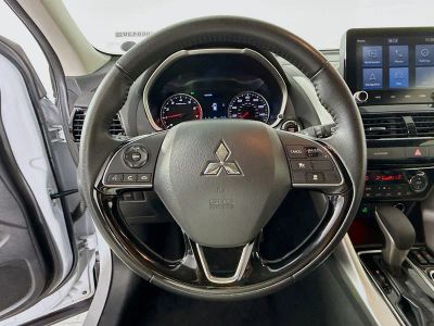 2024 Mitsubishi Eclipse Cross — photo 9 view