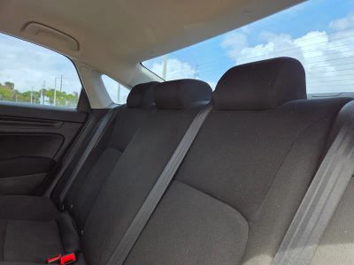 2022 Honda Civic — photo 16 view