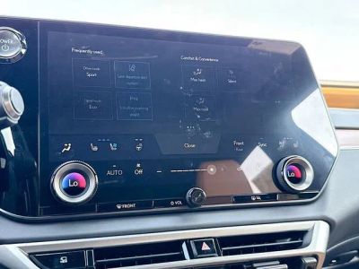 2026 Lexus RX — photo 31 view