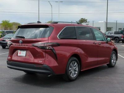 2025 Toyota Sienna - Photo 5