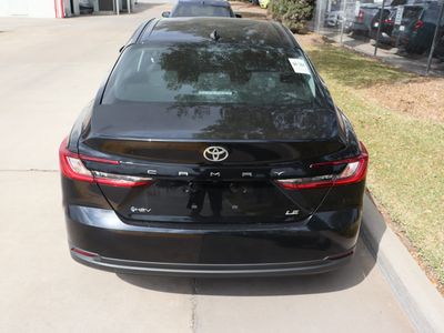 2025 Toyota Camry — photo 10 view