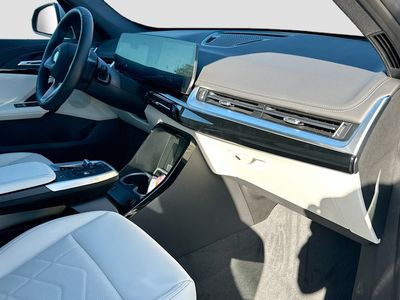 2026 BMW X1 — photo 24 view