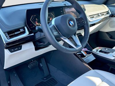 2026 BMW X1 — photo 7 view