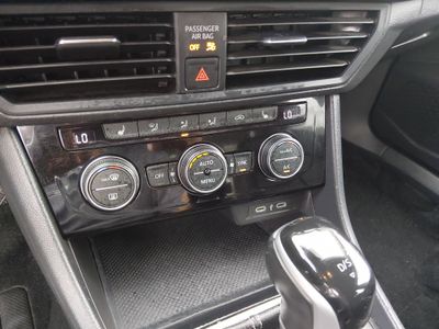 2024 Volkswagen Jetta - Photo 18