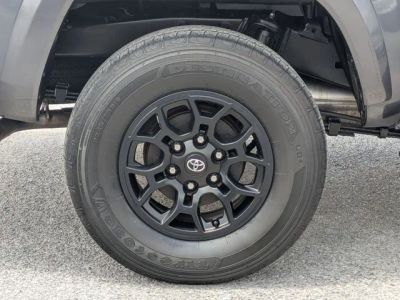 2022 Toyota Tacoma - Photo 9