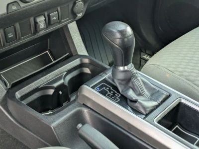 2022 Toyota Tacoma - Photo 17