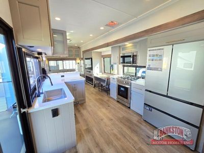 2026 Paradigm 388SP - Photo 40