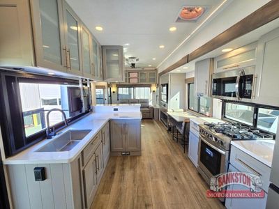 2026 Paradigm 388SP - Photo 18