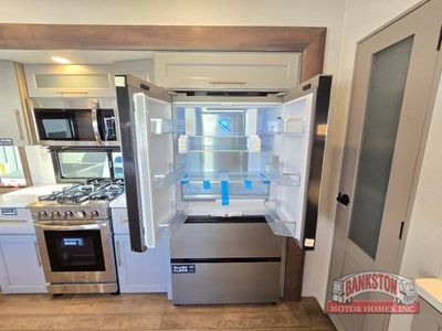 2026 Paradigm 388SP - Photo 13