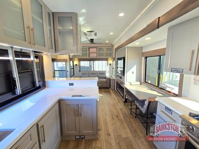 2026 Paradigm 388SP - Photo 23