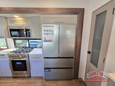 2026 Paradigm 388SP - Photo 12