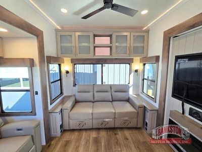 2026 Paradigm 388SP - Photo 26