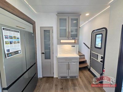 2026 Paradigm 388SP - Photo 16