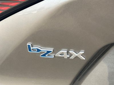 2024 Toyota bZ4X — photo 7 view