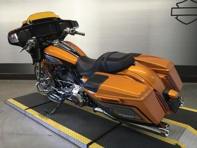 2026 Harley-Davidson FLHXSE - CVO Street Glide - Photo 7