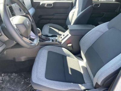 2026 Ford Bronco — photo 13 view