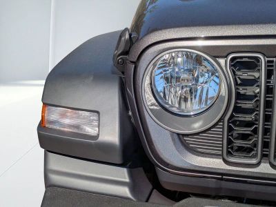 2026 Jeep Wrangler — photo 8 view