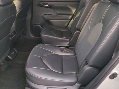 2025 Toyota Highlander - Photo 15