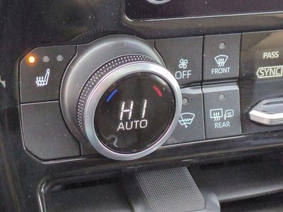 2025 Toyota Highlander - Photo 13