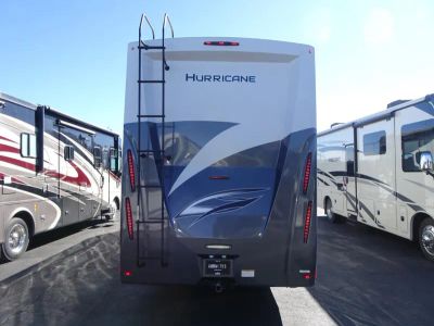 2023 Thor Motor Coach HURRICANE - Photo 35
