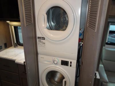 2023 Thor Motor Coach HURRICANE - Photo 20