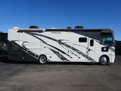 2023 Thor Motor Coach HURRICANE - Photo 31