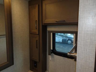 2023 Thor Motor Coach HURRICANE - Photo 28