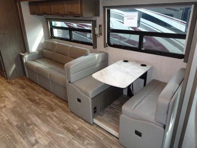 2023 Thor Motor Coach HURRICANE - Photo 6