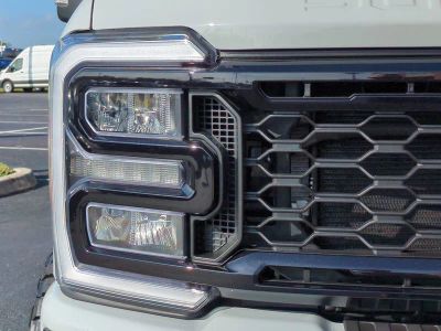 2026 Ford F-250SD — photo 10 view