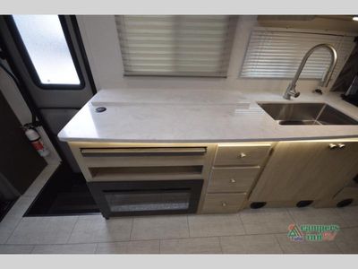2026 Coachmen RV Leprechaun - Photo 29