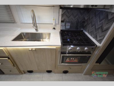 2026 Coachmen RV Leprechaun - Photo 36