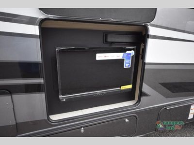 2026 Coachmen RV Leprechaun - Photo 11