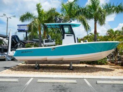 2027 Blackfin 262 HB — front three-quarter view