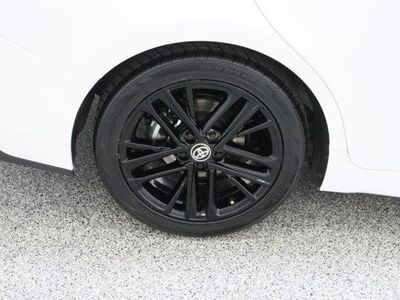 2025 Toyota Camry FWD - Photo 6
