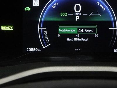 2025 Toyota Camry FWD - Photo 40
