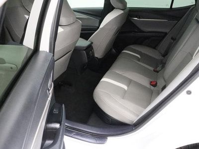 2025 Toyota Camry FWD - Photo 28
