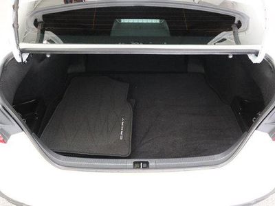 2025 Toyota Camry FWD - Photo 32
