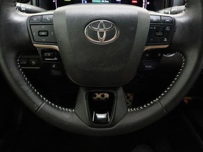 2025 Toyota Camry FWD - Photo 24