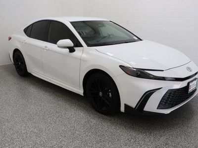 2025 Toyota Camry FWD - Photo 4
