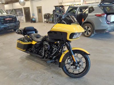 2023 HARLEY-DAVIDSON ROAD GLIDE — interior view