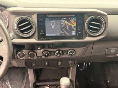 2017 Toyota Tacoma - Photo 17