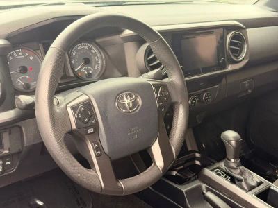 2017 Toyota Tacoma - Photo 20