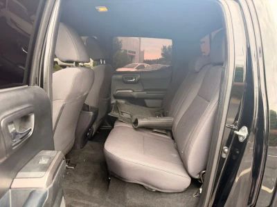 2017 Toyota Tacoma - Photo 15