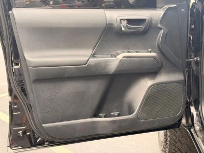 2017 Toyota Tacoma - Photo 24